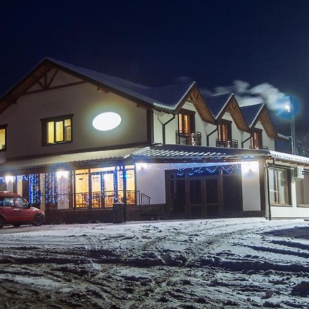 Mountain Dew Otel Belasovitsa Dış mekan fotoğraf